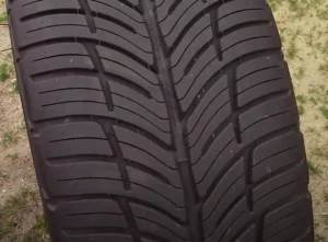 10/32 tread depth tire