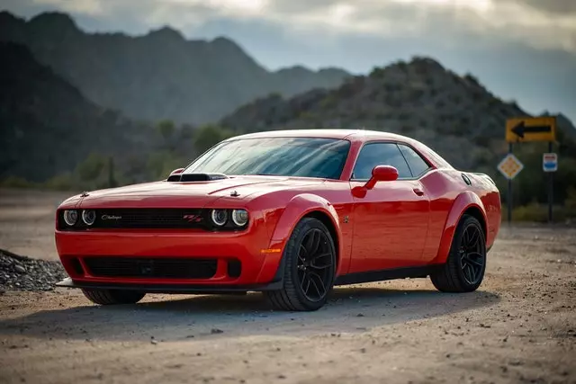 best tires for dodge challenger