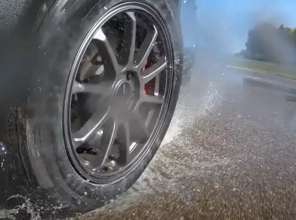 Continental TerrainContact H/T Wet and Rain Experience